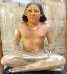 le Scribe dans l'Égypte antique : Découverte du tombeau du scribe royal vieux de 3200 ans.