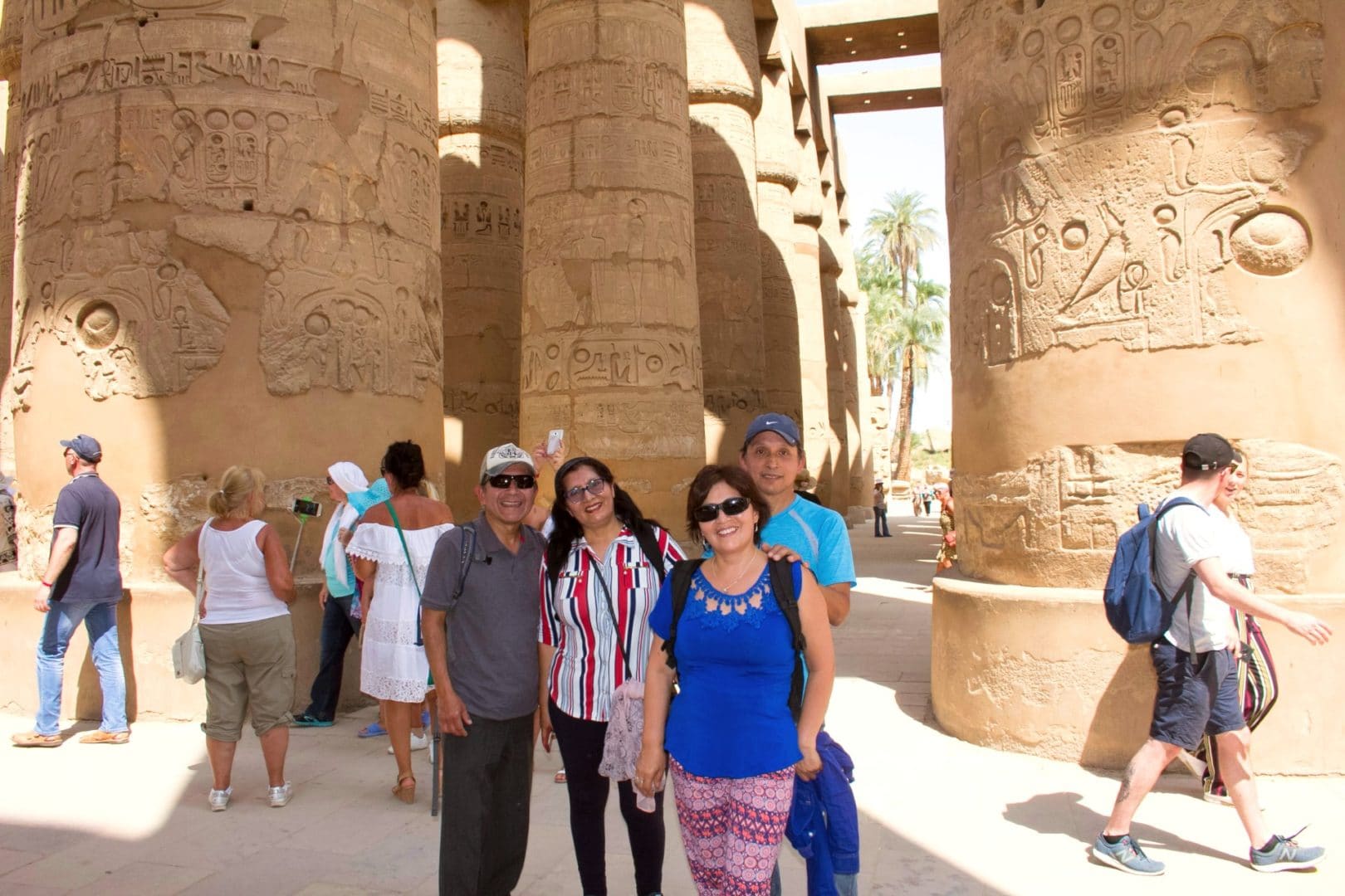 Croisière luxe Egypte | Le professionnalisme de M. Amro et tous les guides (Mohamed au sud et Ali au Caire), les conducteurs